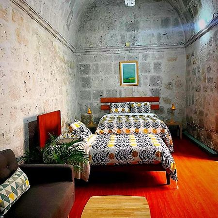 לינה וארוחת בוקר ארקוויפה Colonial San Lazaro מראה חיצוני תמונה