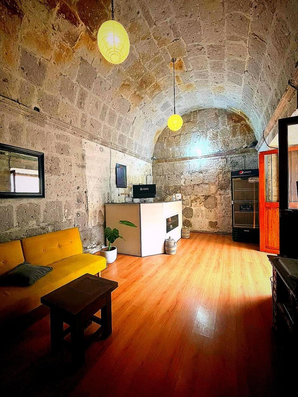 לינה וארוחת בוקר ארקוויפה Colonial San Lazaro מראה חיצוני תמונה